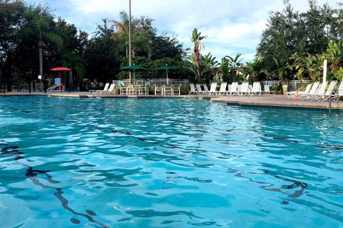 /hotelphotos/thumb-700x466-192216-1023-Windsor Palm Resort Vacation Home Pool 2.jpg
